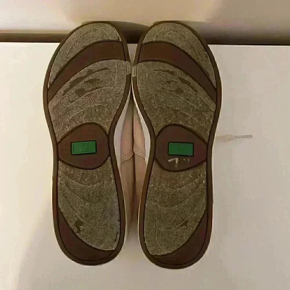 Grasshoppers Beige Canvas Sneakers - Picture 11 of 11